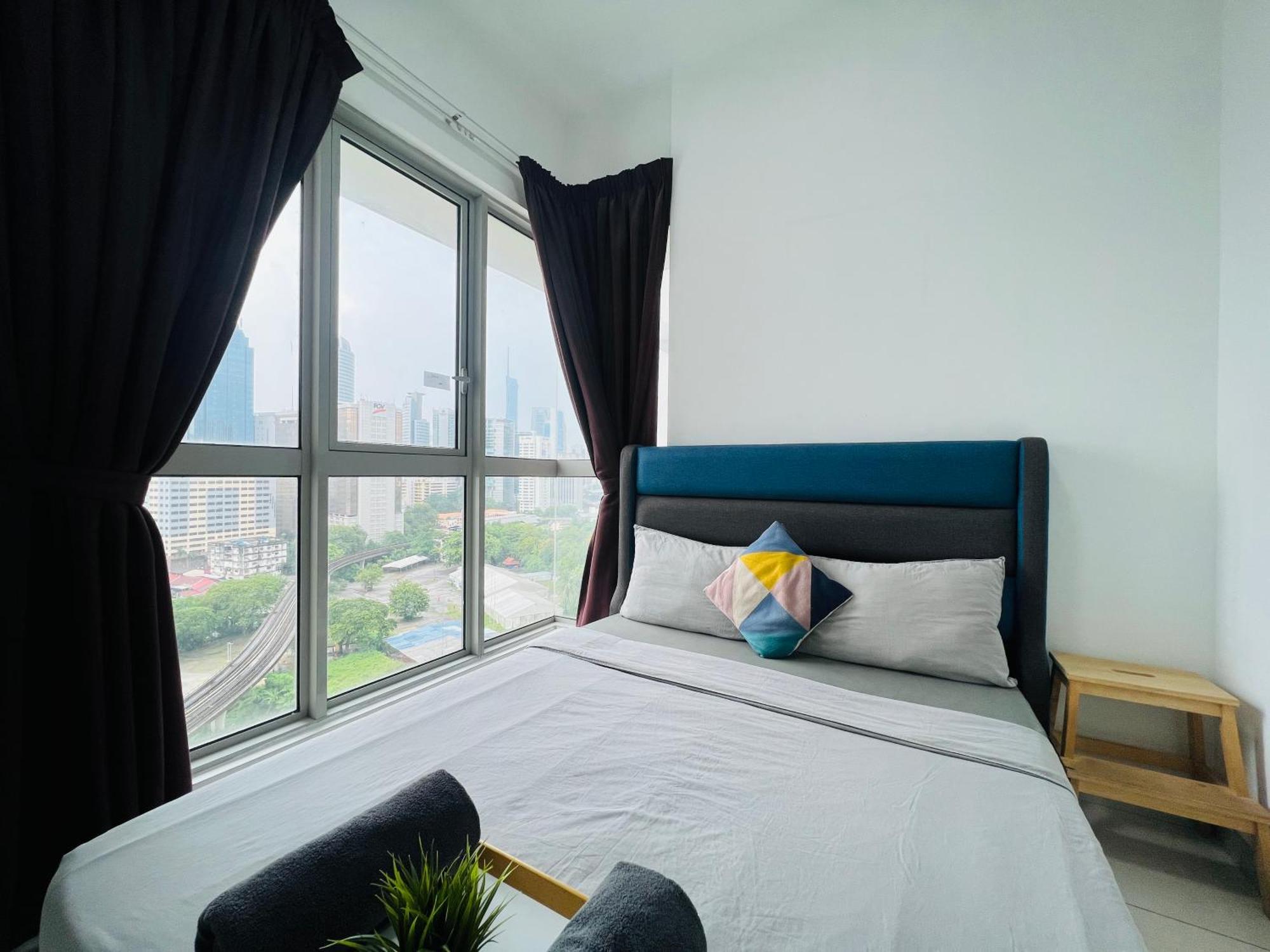 Regalia Residence And Suites By Awesomestay Kuala Lumpur Esterno foto